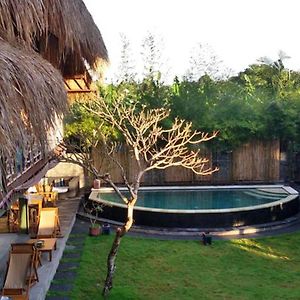 Da Housetel Kuta